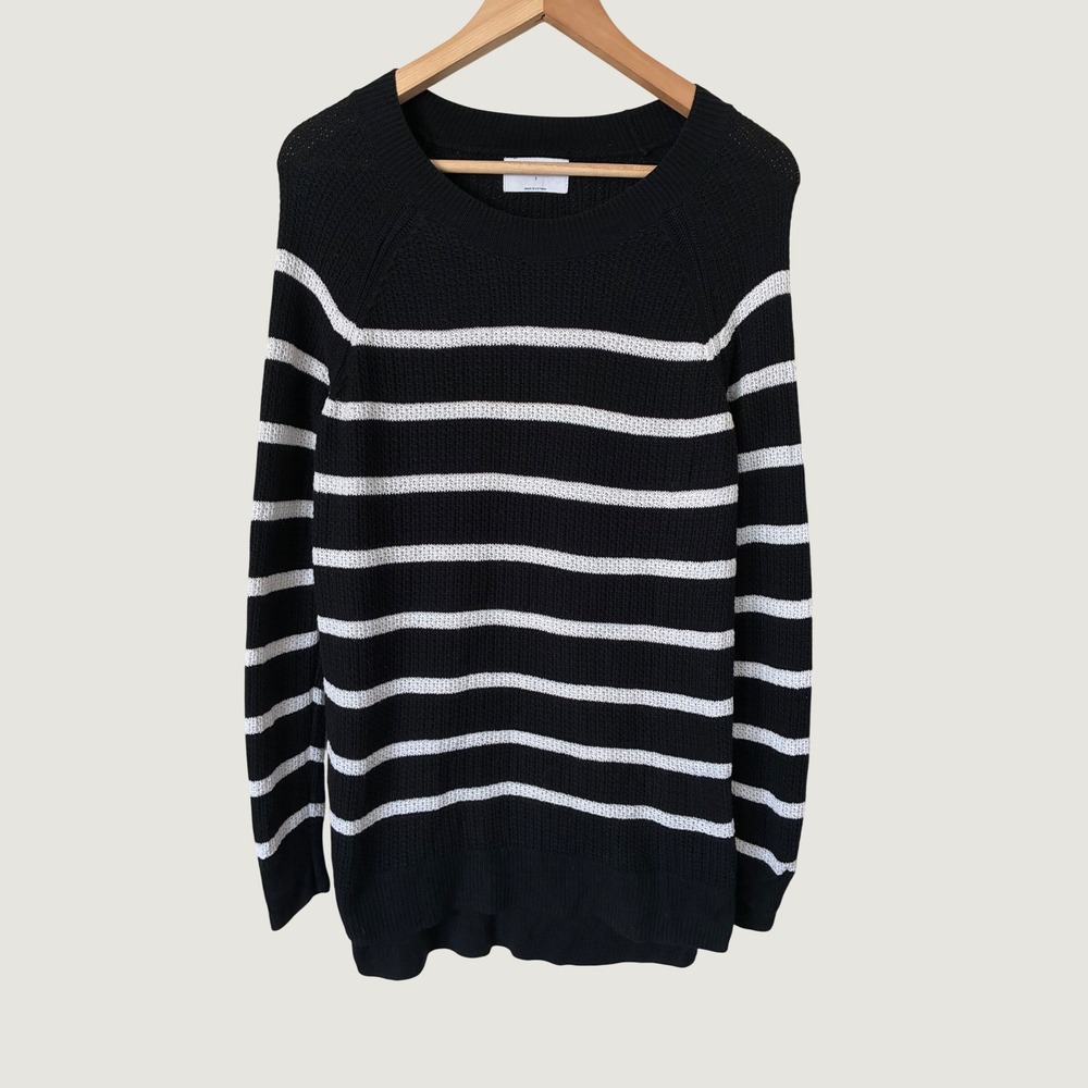 Old Navy Black White Striped Knit Pullover Sweater S Raglan Sleeve Minimalist